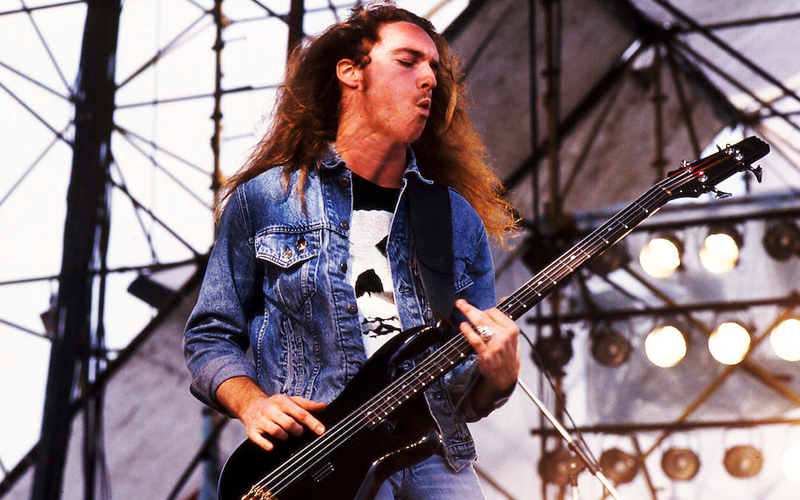 cliff-burton-fanpage.jpg