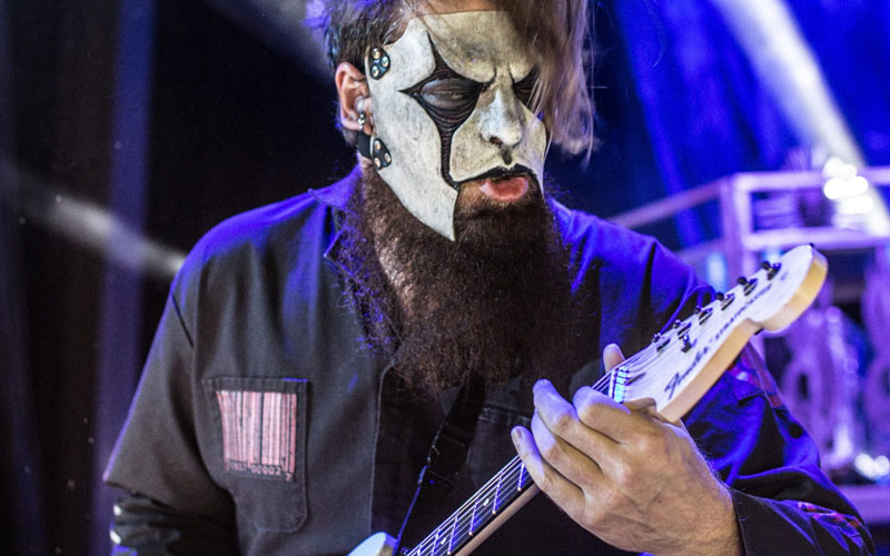 Slipknot's Jim Root Is At 90 Percent After Spinal Disk ...